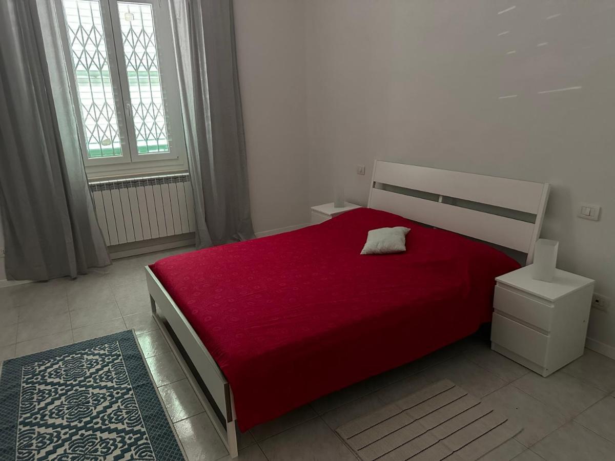Casa Susanna - Delizioso Piano Terra, Centralissimo, Superservito, Tranquillo, Appena Fuori Ztl Parcheggio Libero Терні Екстер'єр фото