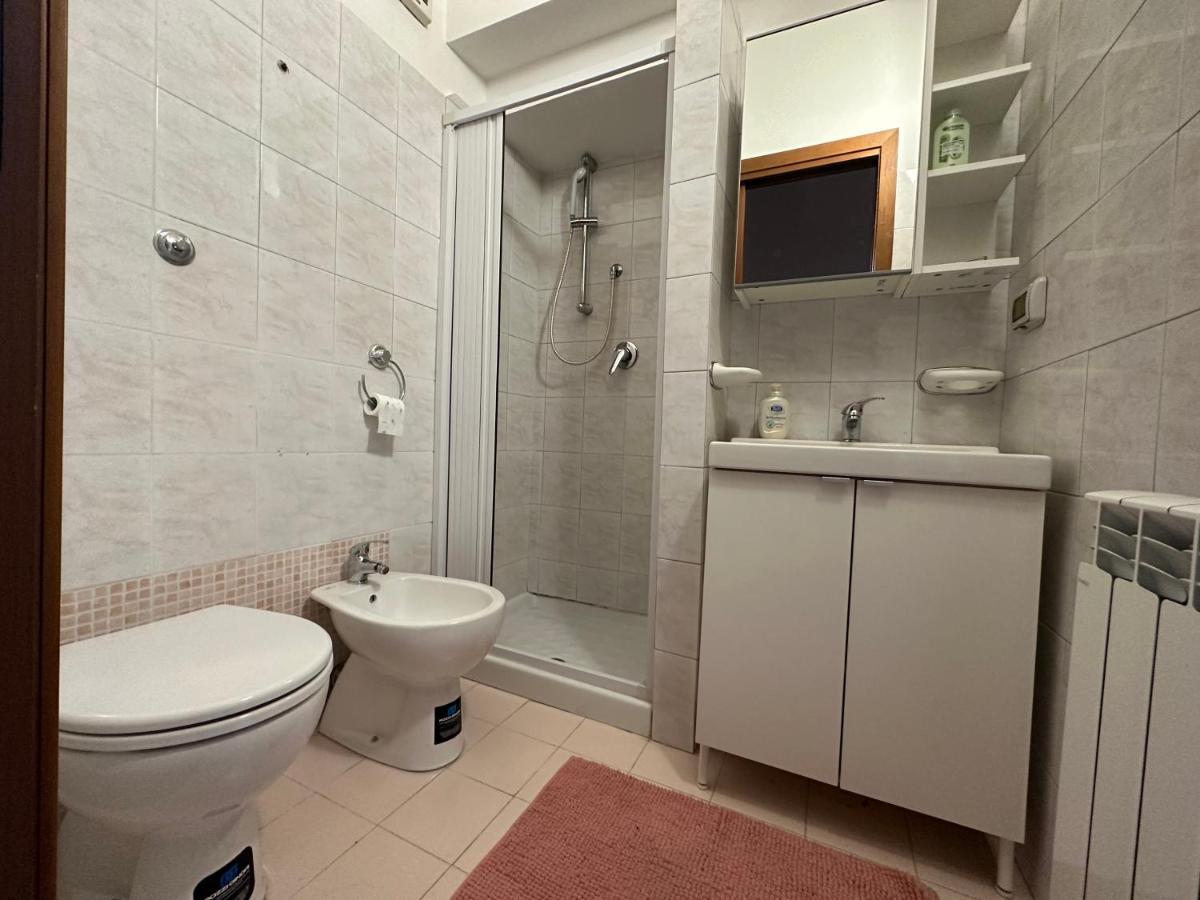 Casa Susanna - Delizioso Piano Terra, Centralissimo, Superservito, Tranquillo, Appena Fuori Ztl Parcheggio Libero Терні Екстер'єр фото