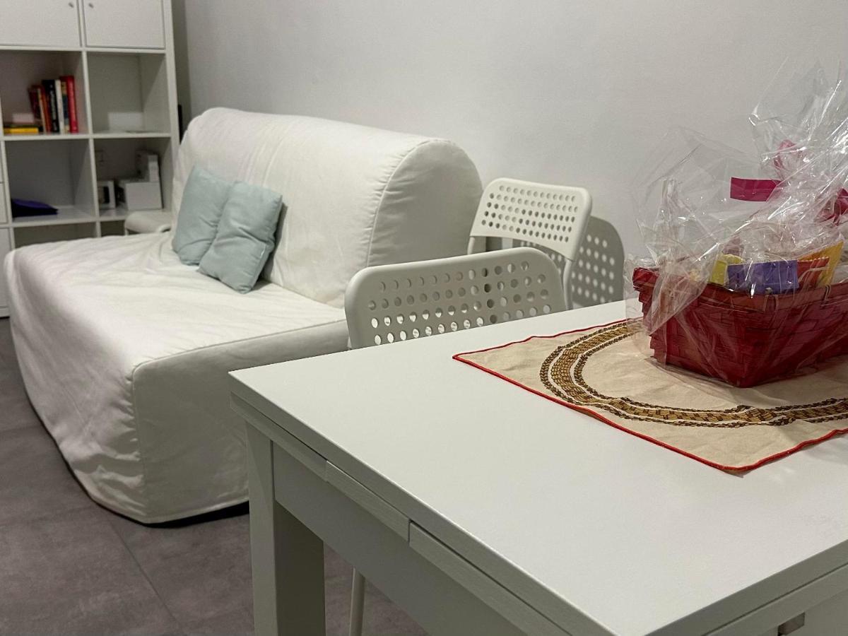 Casa Susanna - Delizioso Piano Terra, Centralissimo, Superservito, Tranquillo, Appena Fuori Ztl Parcheggio Libero Терні Екстер'єр фото