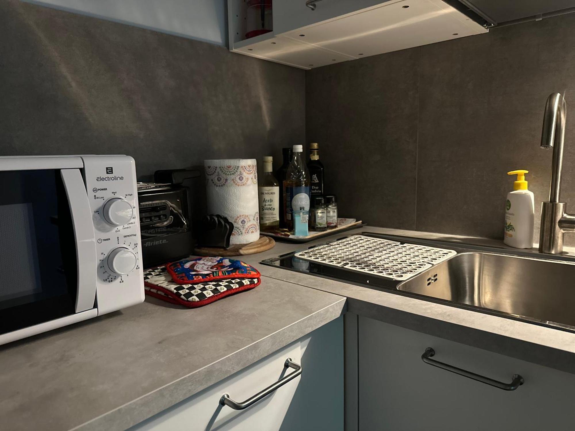Casa Susanna - Delizioso Piano Terra, Centralissimo, Superservito, Tranquillo, Appena Fuori Ztl Parcheggio Libero Терні Екстер'єр фото